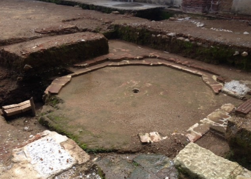 Fotos que muestran la restauración del edificio de El Patronato