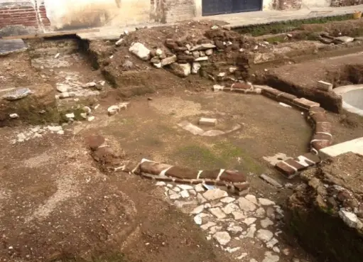 Fotos que muestran la restauración del edificio de El Patronato