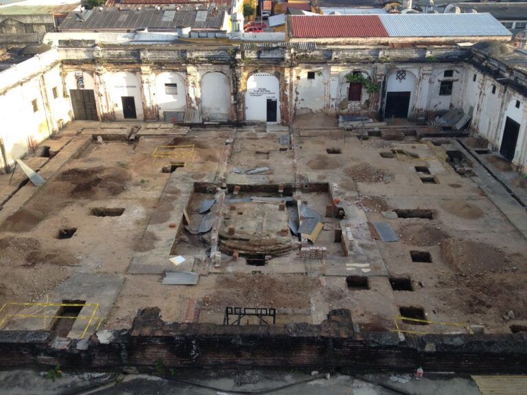 Foto aérea de la restauración del patio interior del Centro Cultural El Patronato